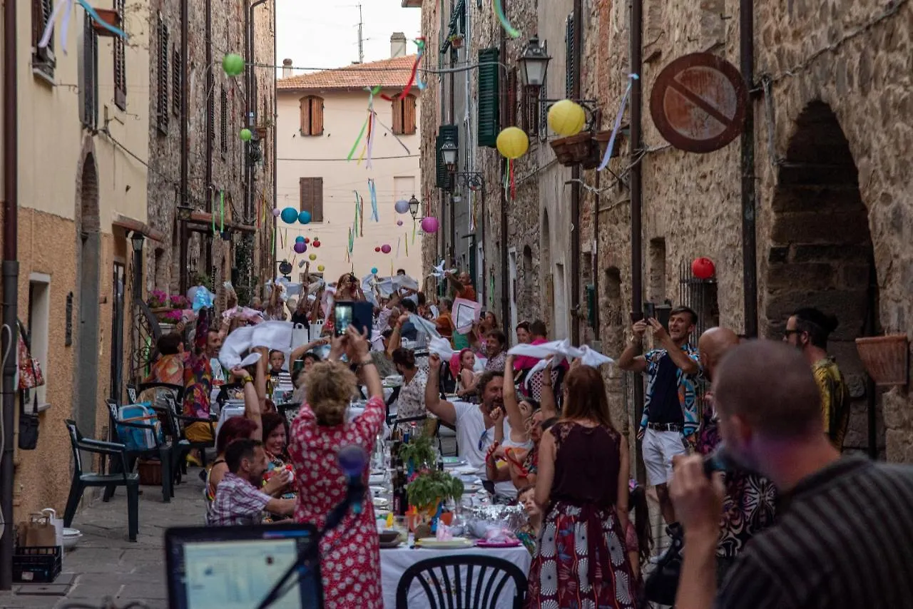 Borgo Di Caldana Accoglienza Turistica Diffusa 0*,  Italy